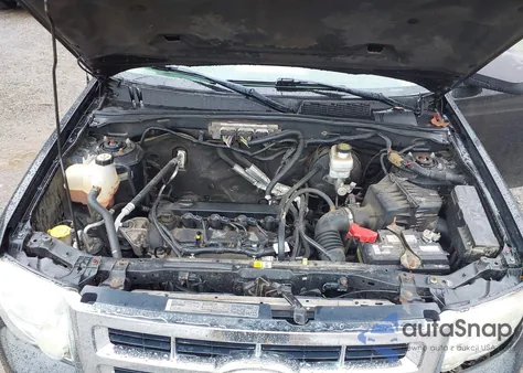 2011 Ford Escape Xlt из США, поврежденный, VIN 1FMCU9D73BKC36867